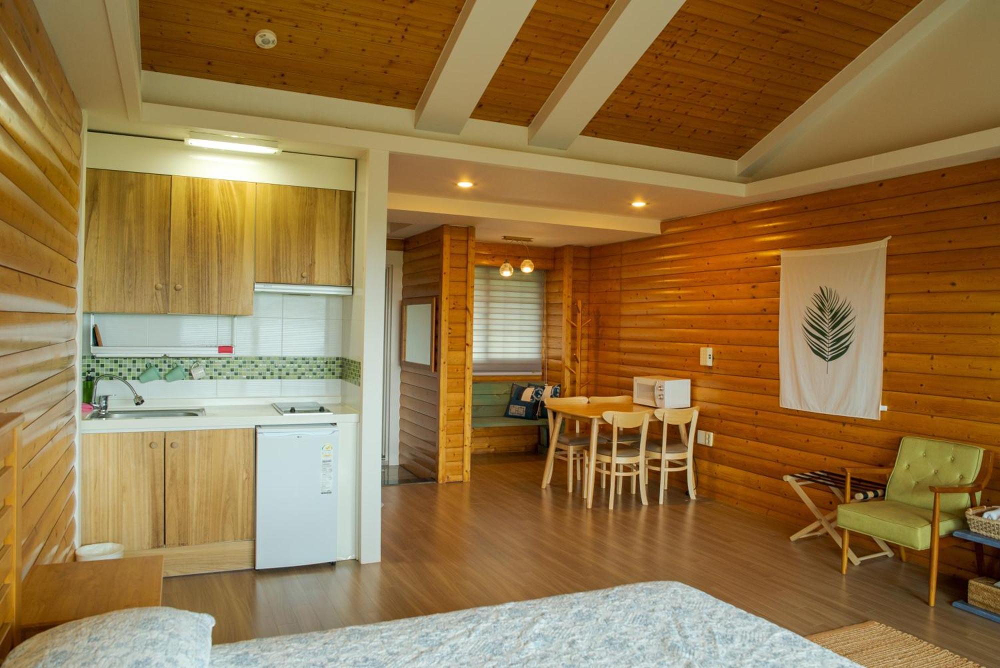 Green Narae Pension Seogwipo Dış mekan fotoğraf