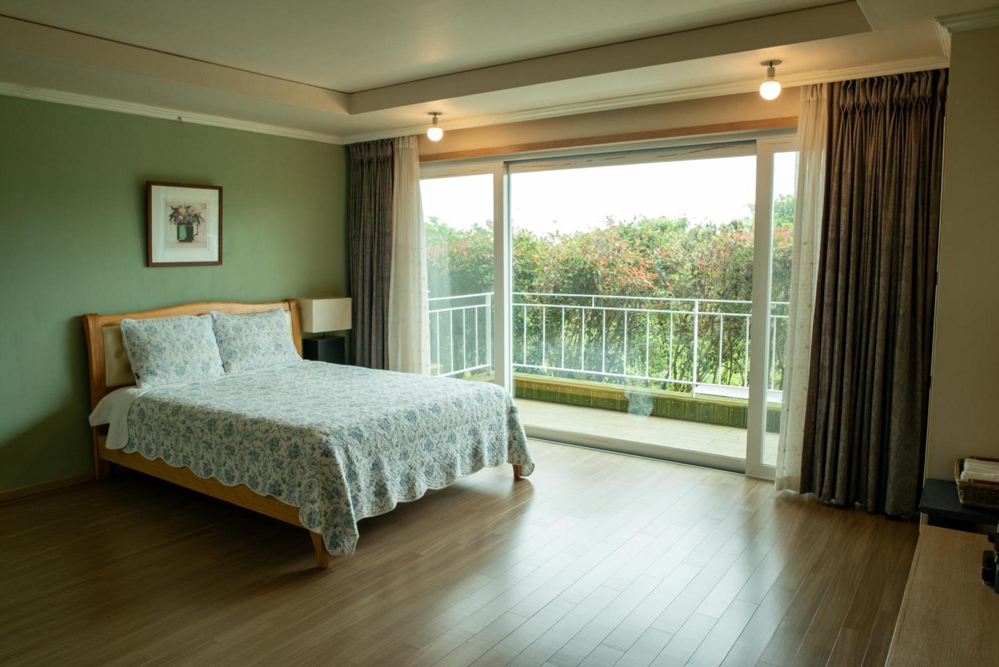 Green Narae Pension Seogwipo Dış mekan fotoğraf